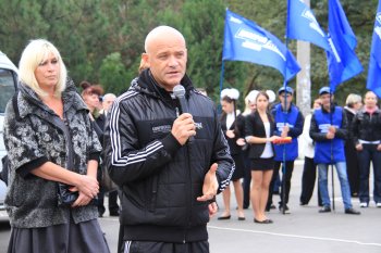 Суворовцы благодарны Труханову за новый спортивный комплекс (фото, видео)