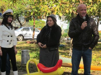 По инициативе Геннадия Труханова в Суворовском районе открылись еще 2 детские площадки