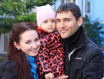 По инициативе Геннадия Труханова в Суворовском районе открылись еще 2 детские площадки