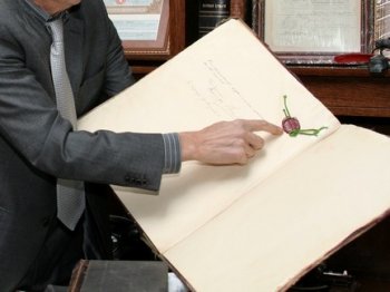 МВД подвергнет репрессиям лиц, занимающихся подделкой печатей и штампов.