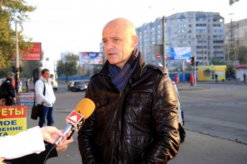 Лидер одесских регионалов проверил, как суворовцы в «час-пик» добираются на работу
