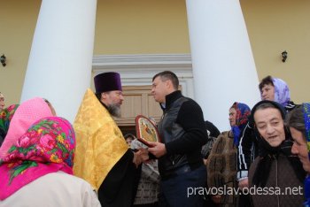 В Болграде состоялся благодарственный молебен по случаю завершения части работ в горевшем соборе