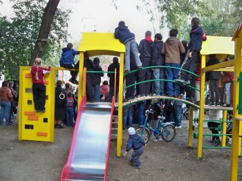 «Веселый  островок» в  Суворовском районе
