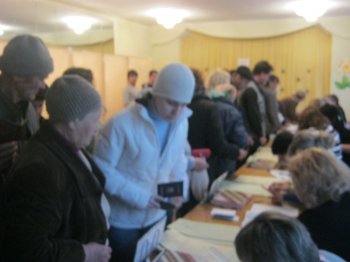 В Одессе с раннего утра замечена активность избирателей