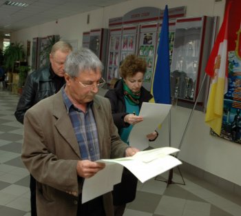 Одессит съел свои бюллетени на избирательном участке
