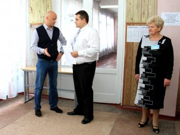 В первой половине дня в Суворовском районе избирательный процесс идет нормально