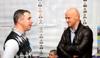 В первой половине дня в Суворовском районе избирательный процесс идет нормально