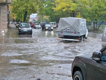 В потопе в Одессе виноват не дождь, а коммунальщики