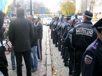 Горстка националистов попыталась помешать проведению марша славянского единства (фото, видео)