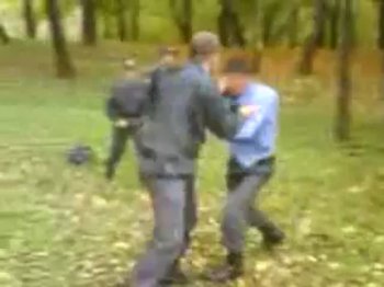 В Ильичевске произошли мужские мусорные разборки