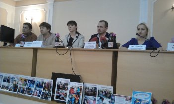 Одесситов просят помочь собрать подарки на Рождество для сирот