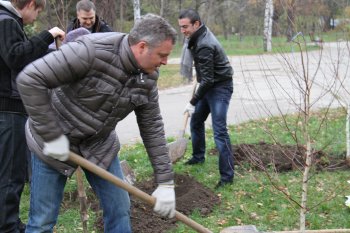Субботник в парке Победы
