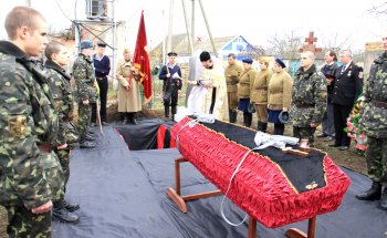 Церемония перезахоронения останков солдат Великой Отечественной