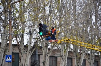 В то время, пока Одесса тонет, подчиненные Костусева меняют светофоры