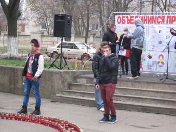 Одесситы помогали борьбе со СПИДом резонансным митингом