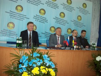 Русскому языку быть!