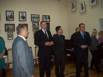Русскому языку быть!