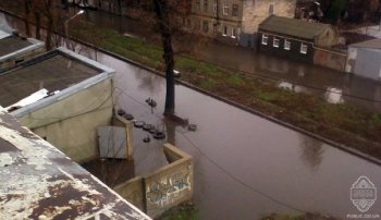 Пересыпь в воде