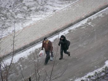 Суворовский сэкономил на уборке первого снега