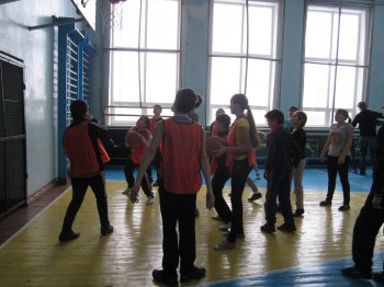 В отремонтированном за счет депутата спортзале прошли первые соревнования