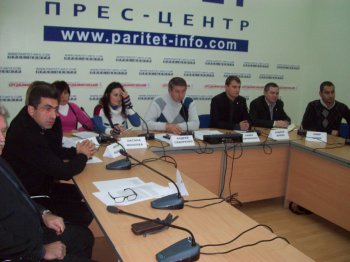 Знает ли Фарион, что одесские "свободовцы" не умеют говорить по-украински?