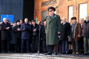 Одесситы: Поведение экстремистов, рассчитывающих на вседозволенность и безнаказанность , оскорбляют чувства сотен тысяч горожан