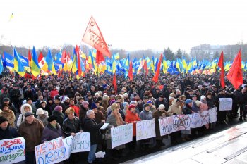 Одесситы: Поведение экстремистов, рассчитывающих на вседозволенность и безнаказанность , оскорбляют чувства сотен тысяч горожан