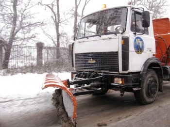 Коммунальщики Одессы активизировали работу по уборке снега