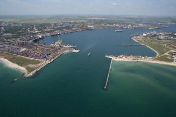 Ильичевский порт углубит подходной канал до 17 метров