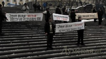 Коммунисты возмущены Никитой Михалковым, снимающим фильм «Солнечный удар» в Одессе