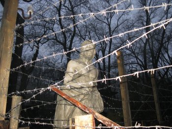 В съёмках фильма на Потемкинской лестнице задействованы почти 500 человек