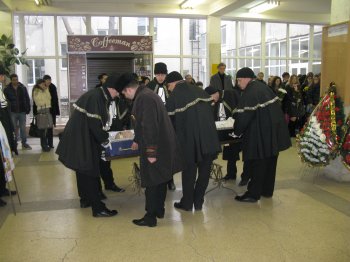 В Одесском университете простились с погибшим преподавателем Дмитрием Ищенко