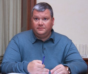 Геннадий Труханов об «Острове»: «Мы не должны допускать, чтобы люди находились в таких условиях»
