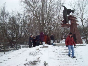 Память о подвиге Александра Маринеско