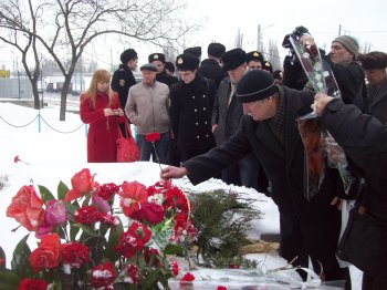 Память о подвиге Александра Маринеско