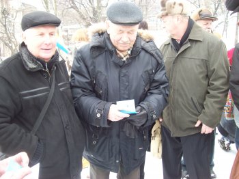 Память о подвиге Александра Маринеско