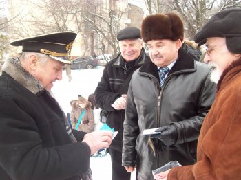 Память о подвиге Александра Маринеско