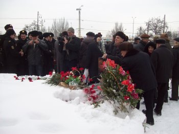 Память о подвиге Александра Маринеско