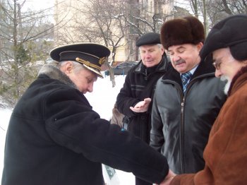 Память о подвиге Александра Маринеско