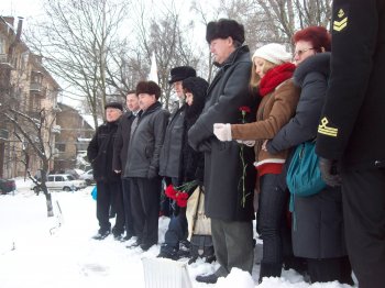 Память о подвиге Александра Маринеско