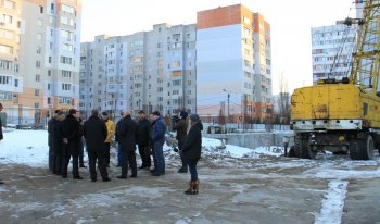 Строительство детской поликлиники застопорилось. Труханов разбирается