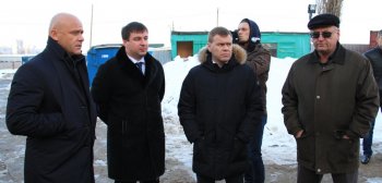 Строительство детской поликлиники застопорилось. Труханов разбирается