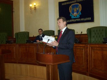 Министр МВД стал почетным доктором одесского вуза