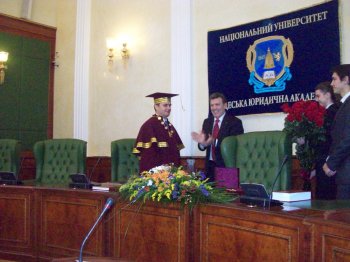 Министр МВД стал почетным доктором одесского вуза