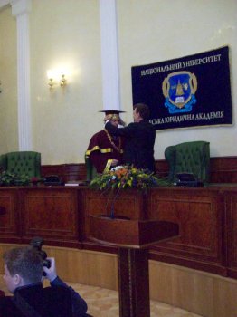 Министр МВД стал почетным доктором одесского вуза