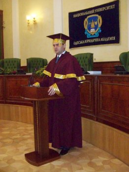 Министр МВД стал почетным доктором одесского вуза