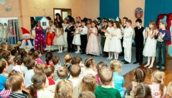 В Одессе школьники собирают средства на лечение одноклассника