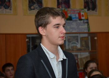 В Одесских школах почтили память юных героев-антифашистов