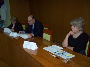 Одесские аптекари хотят зарплату «по-белому» и побольше
