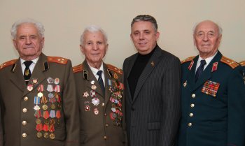 Евгений Гофман: «Мы обязаны благодарить ветеранов за мирное небо над головой»